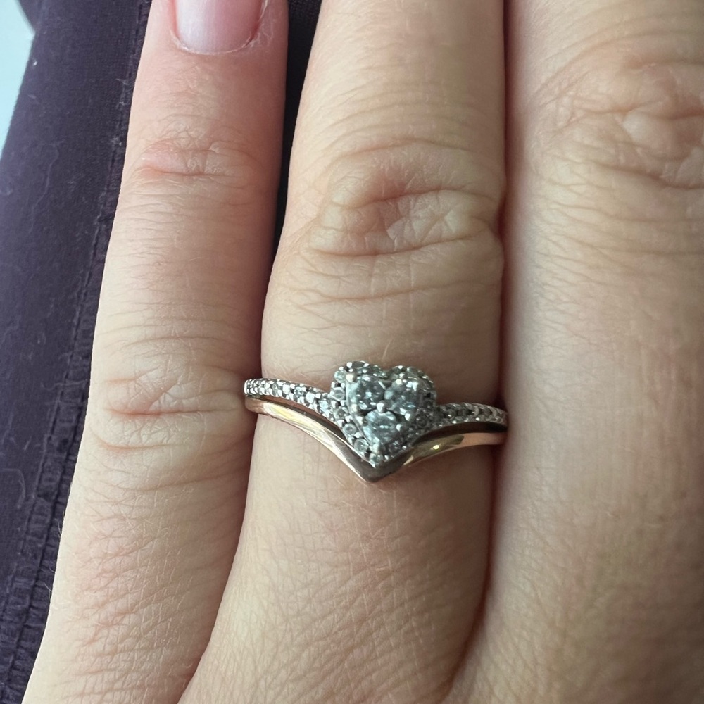 Heart Jared ring